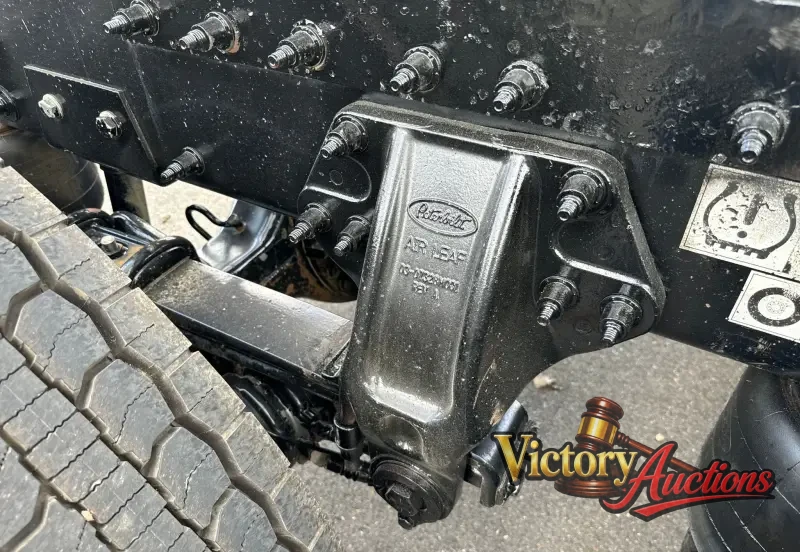 2021 Peterbilt 389 photo 29