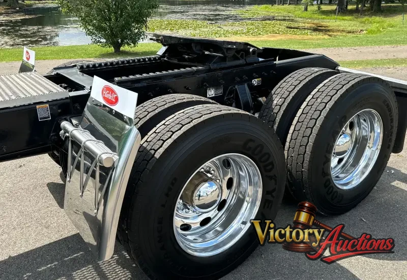 2021 Peterbilt 389 photo 75