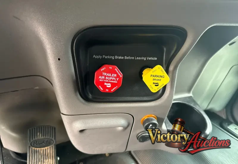 2021 Peterbilt 389 photo 40
