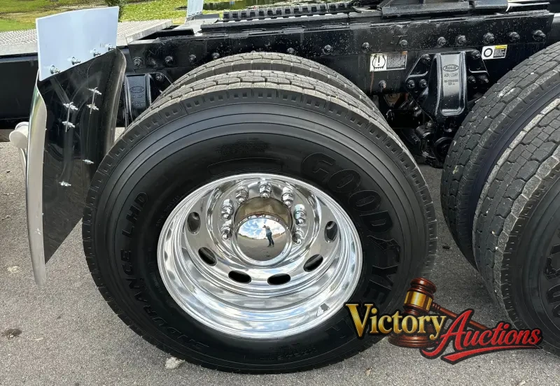 2021 Peterbilt 389 photo 93