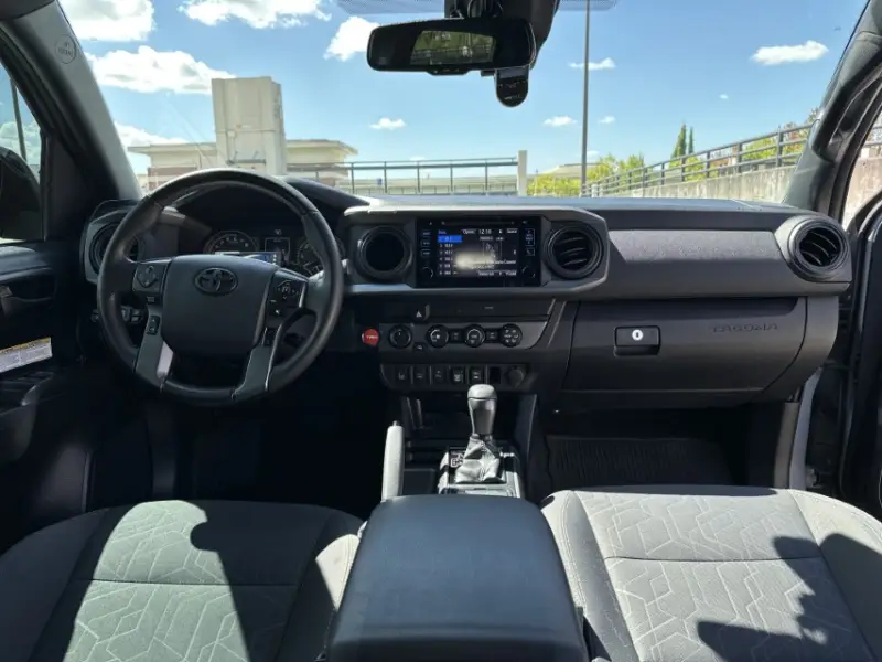 2021 Toyota Tacoma Double Cab TRD Off-Road photo 25