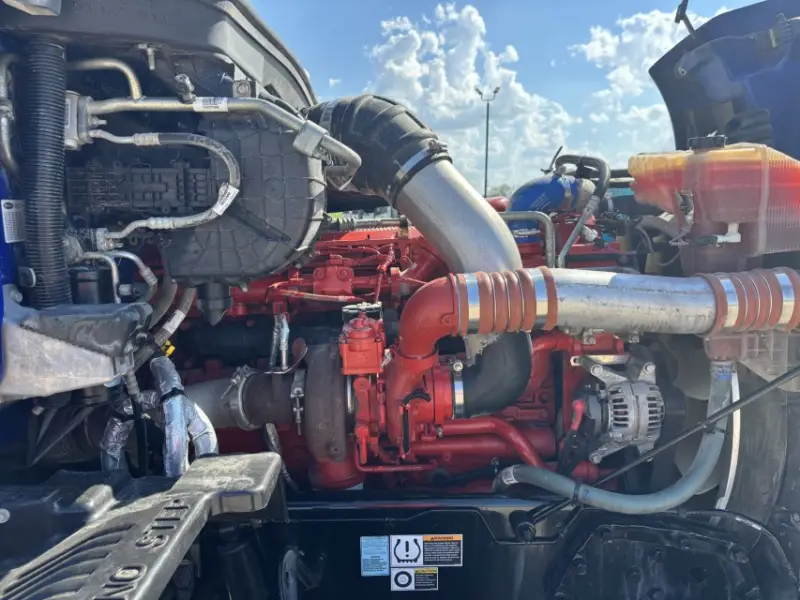 2022 Peterbilt 579 photo 11