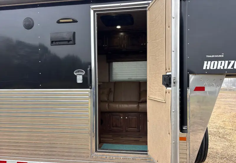 2020 Sundowner Horizon 6910 RS photo 42