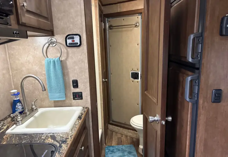 2020 Sundowner Horizon 6910 RS photo 61