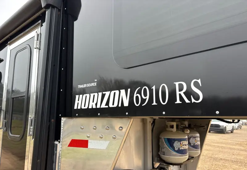 2020 Sundowner Horizon 6910 RS photo 24