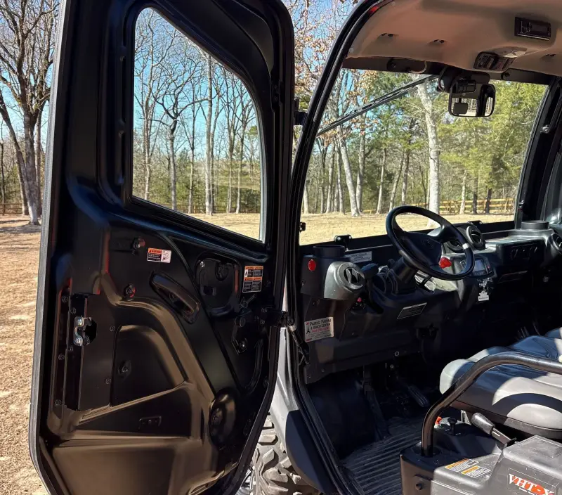 2020 Kubota RTV X1100C photo 30