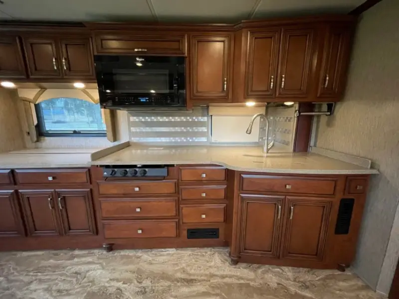 2016 Newmar Ventana LE 3709 photo 28
