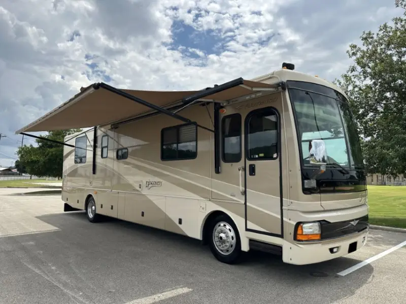 2006 Fleetwood Discovery 39S photo 27