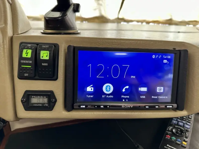 2006 Fleetwood Discovery 39S photo 6
