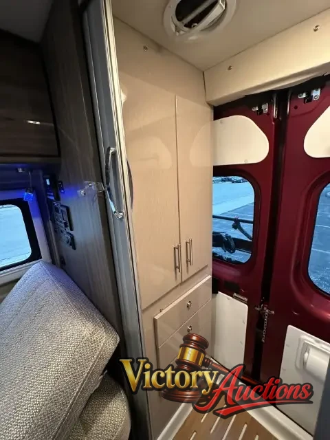 2018 Winnebago Travato 59K photo 41