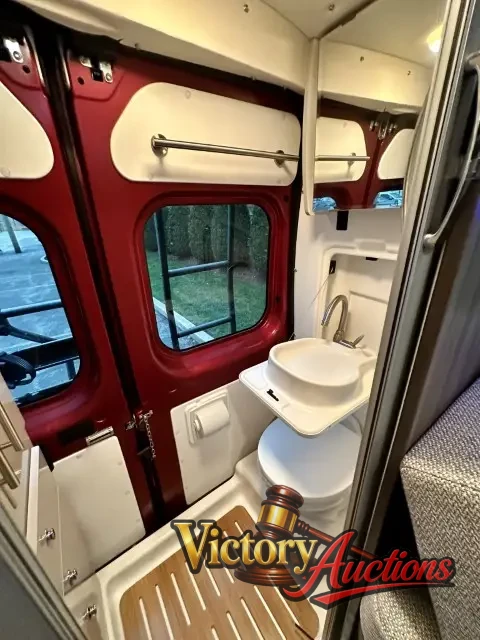 2018 Winnebago Travato 59K photo 39