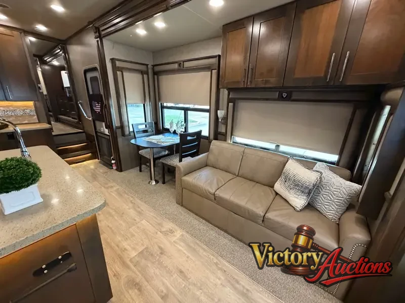 2018 Vanleigh Vilano 370GB photo 14