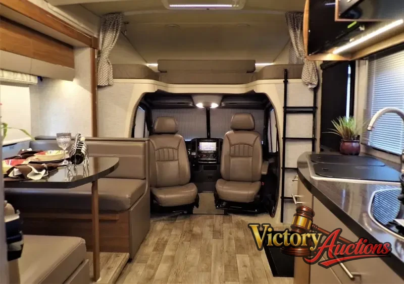 2017 Winnebago Navion 24G photo 3