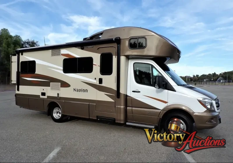 2017 Winnebago Navion 24G photo 27