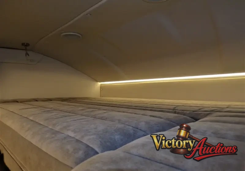 2017 Winnebago Navion 24G photo 5
