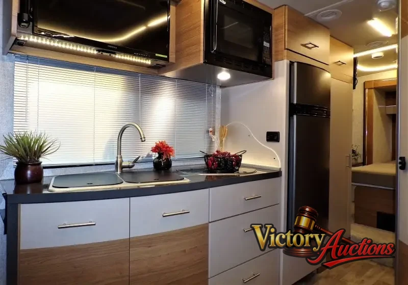 2017 Winnebago Navion 24G photo 18