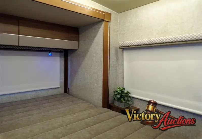 2017 Winnebago Navion 24G photo 14