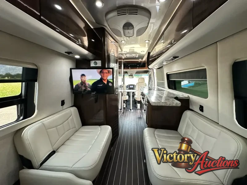 2016 Airstream Interstate EXT Grand Tour Series photo 53
