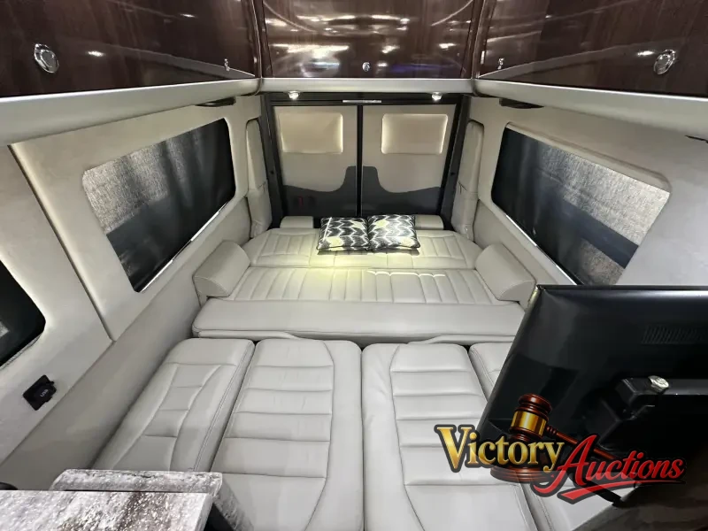 2016 Airstream Interstate EXT Grand Tour Series photo 6