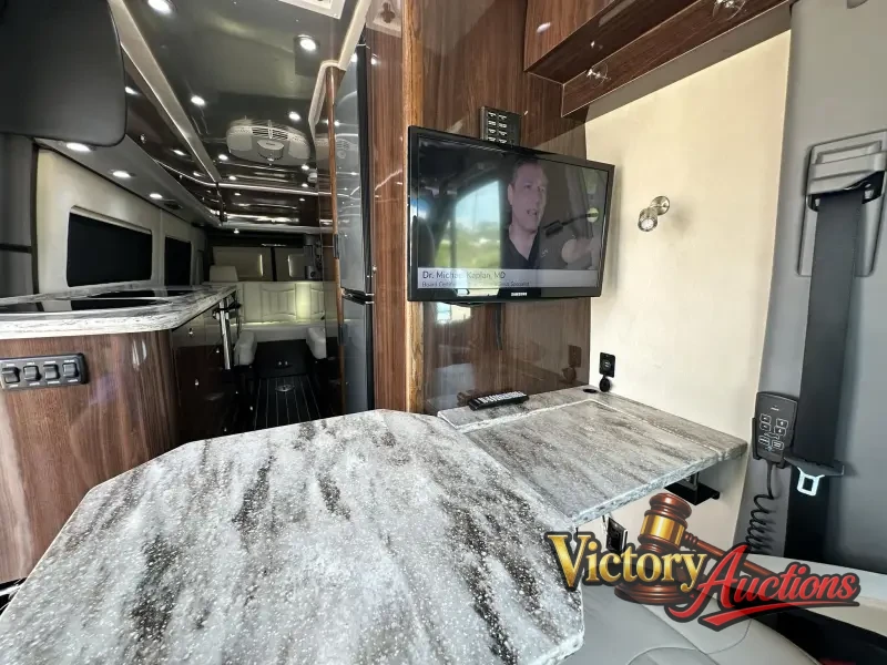 2016 Airstream Interstate EXT Grand Tour Series photo 7