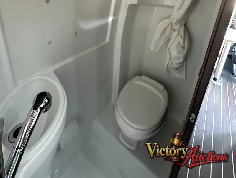 2016 Airstream Interstate EXT Grand Tour Series photo 52