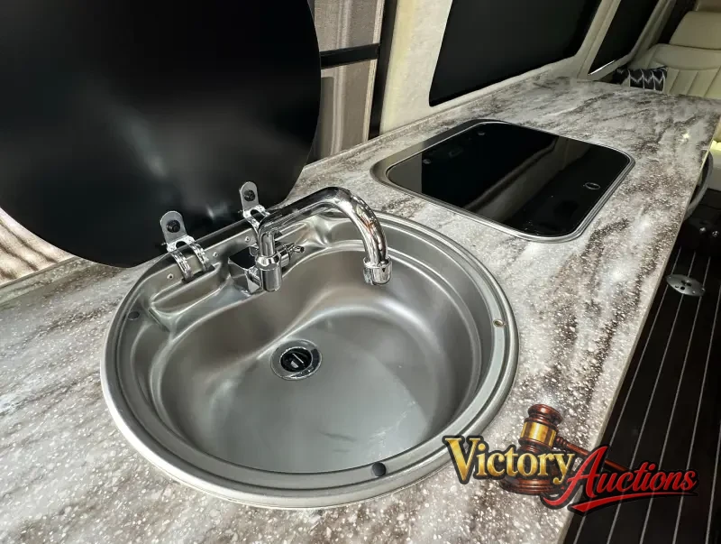 2016 Airstream Interstate EXT Grand Tour Series photo 38