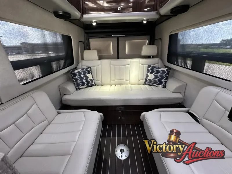 2016 Airstream Interstate EXT Grand Tour Series photo 24