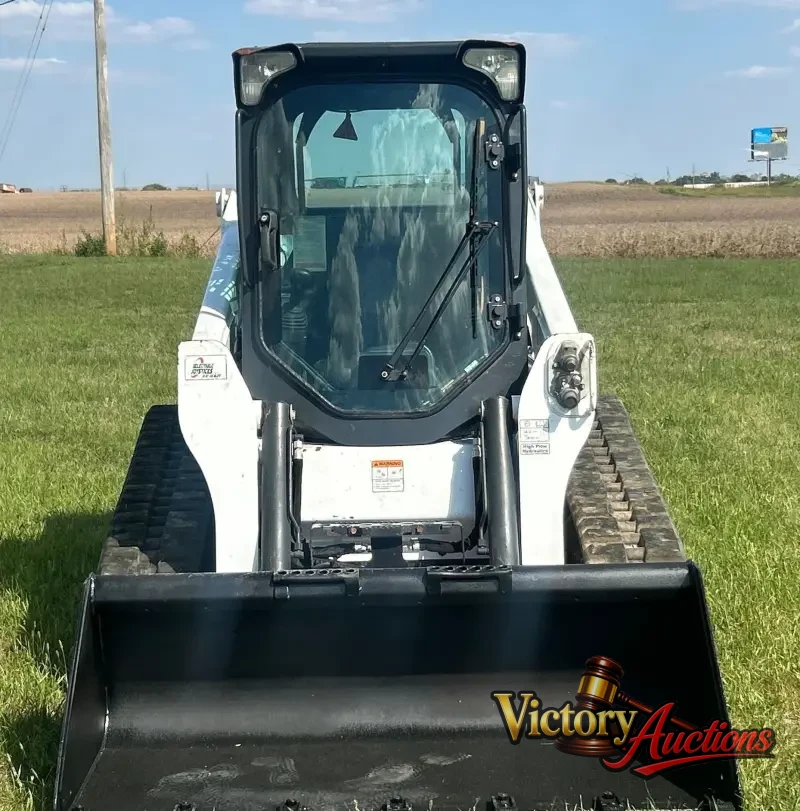 2016 Bobcat T630 photo 2