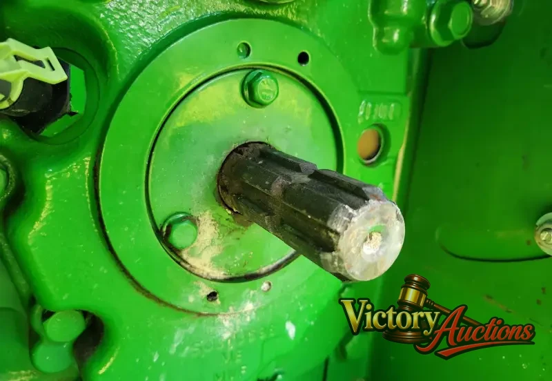 2015 John Deere 5075E photo 35
