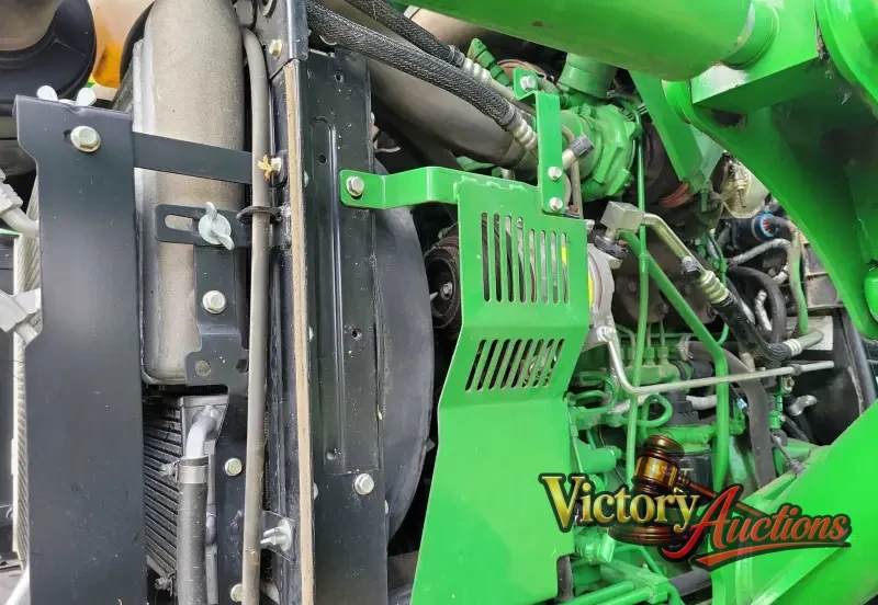 2015 John Deere 5075E photo 68