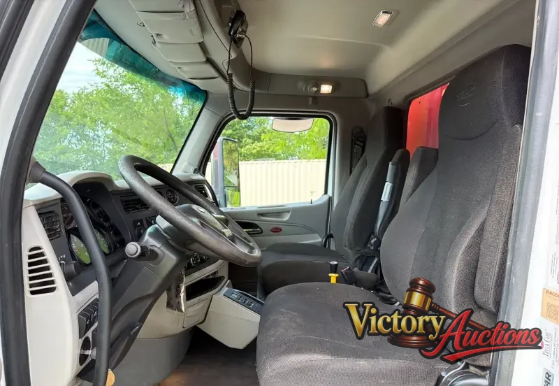 2021 Peterbilt 567 Quad-Axle Dump Truck photo 59