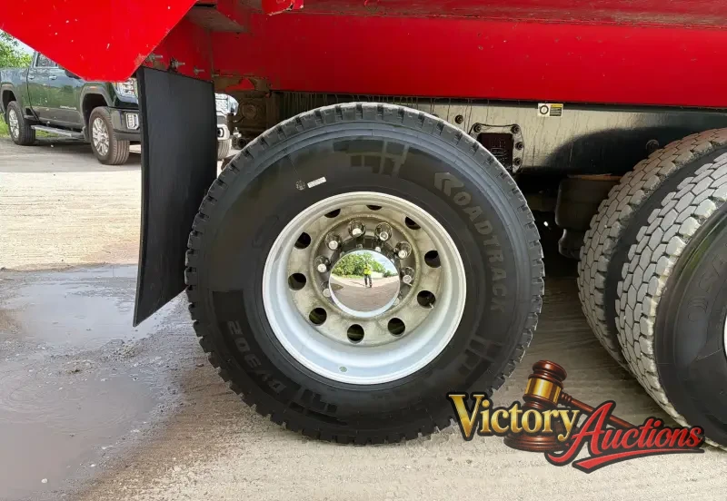 2021 Peterbilt 567 Quad-Axle Dump Truck photo 129