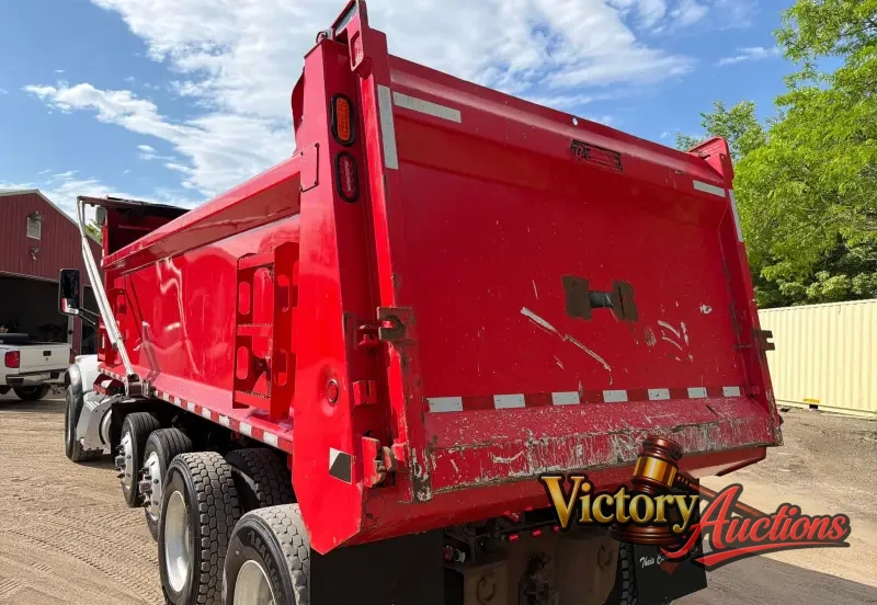 2021 Peterbilt 567 Quad-Axle Dump Truck photo 23
