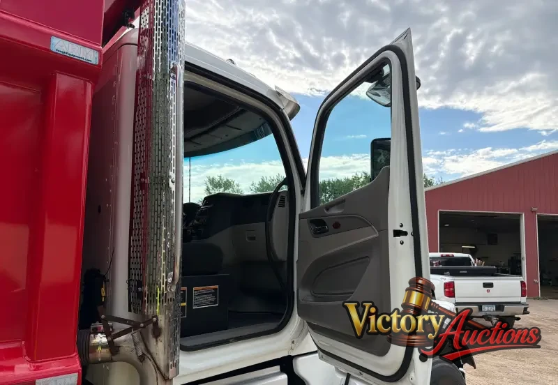 2021 Peterbilt 567 Quad-Axle Dump Truck photo 79