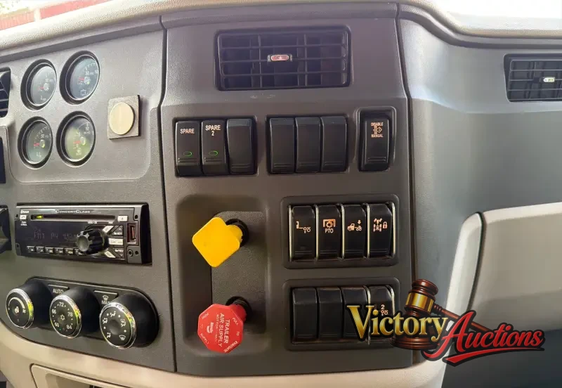 2021 Peterbilt 567 Quad-Axle Dump Truck photo 71