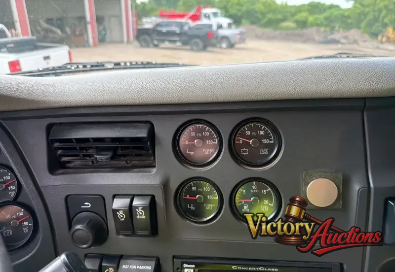 2021 Peterbilt 567 Quad-Axle Dump Truck photo 69