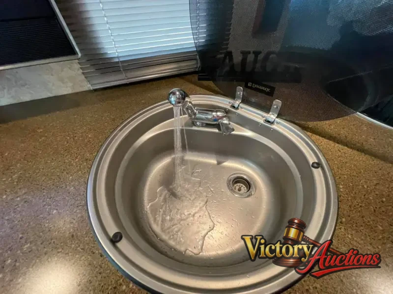 2014 Winnebago View 24g photo 6