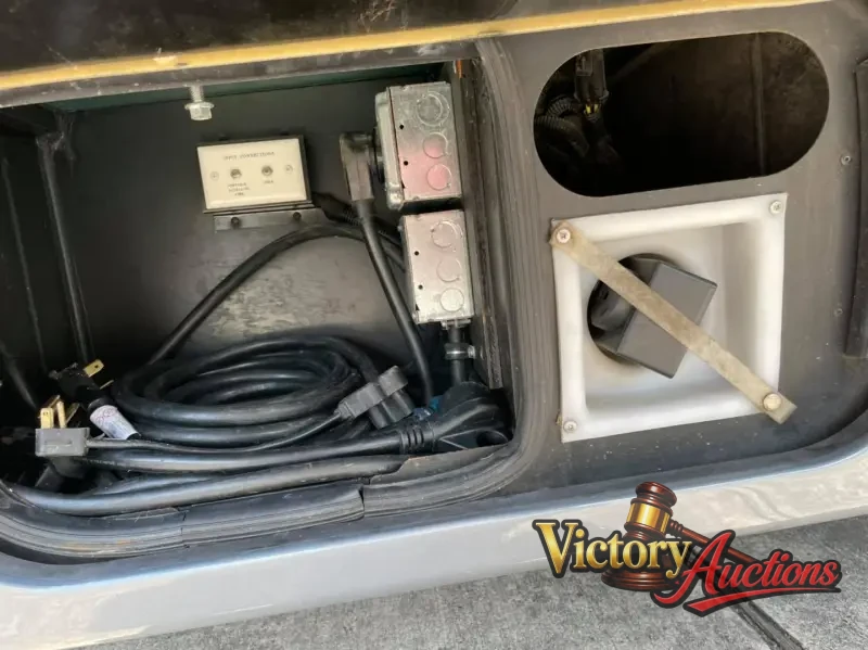 2014 Winnebago View 24g photo 16