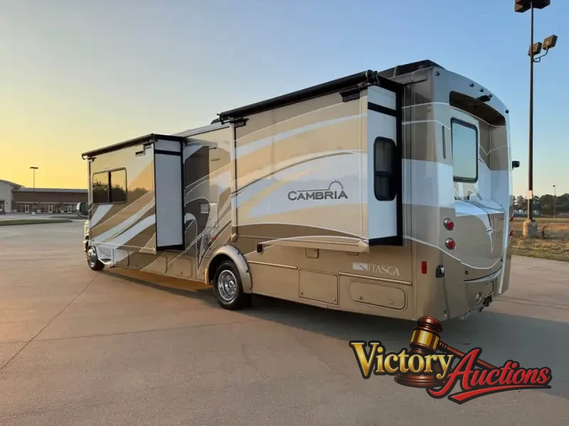 2013 Itasca Cambria 30 photo 10