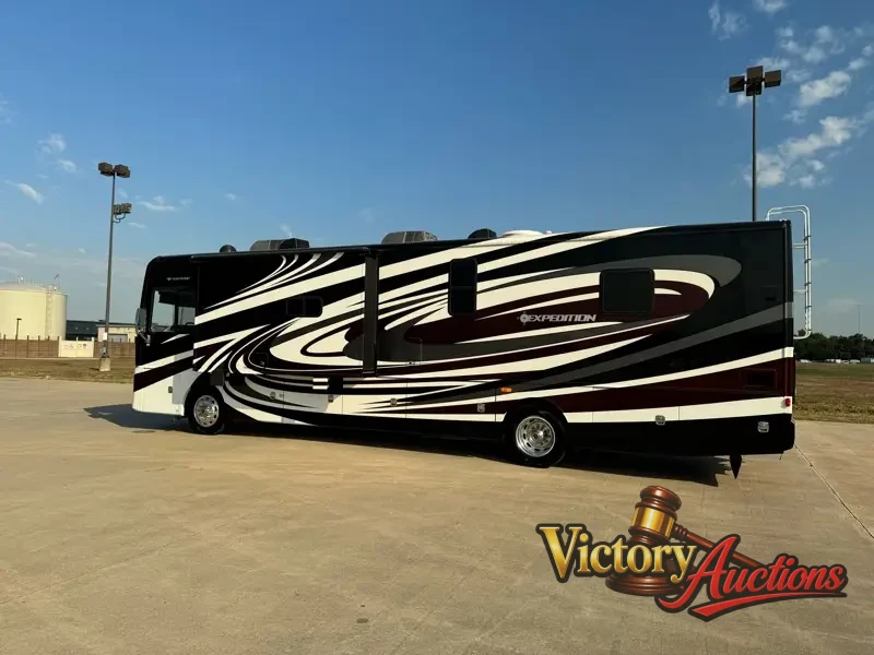 2012 Fleetwood Expedition 38B Bunkhouse photo 51