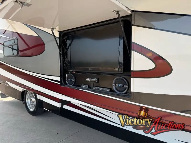 2012 Fleetwood Expedition 38B Bunkhouse photo 44
