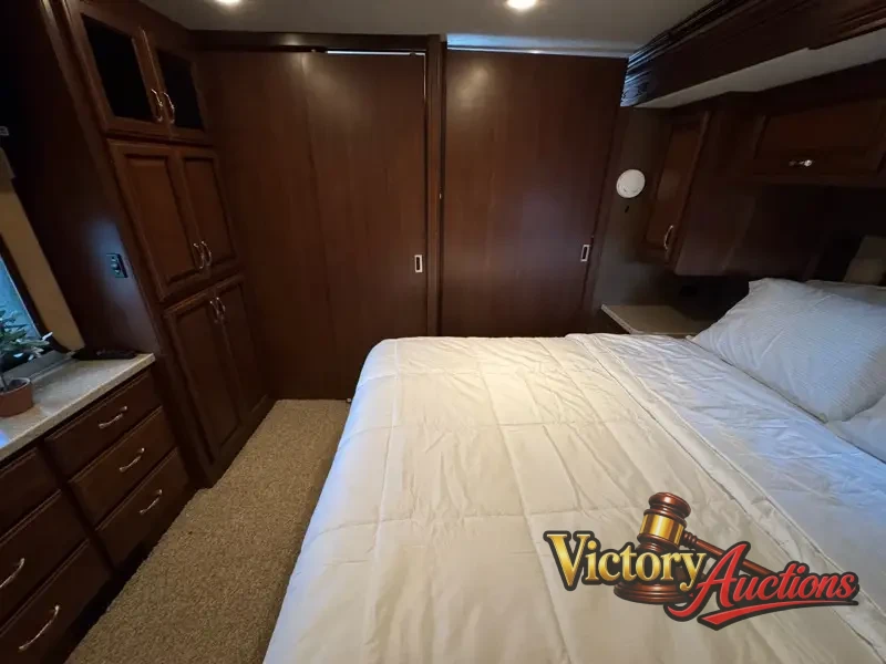 2012 Fleetwood Expedition 38B Bunkhouse photo 9
