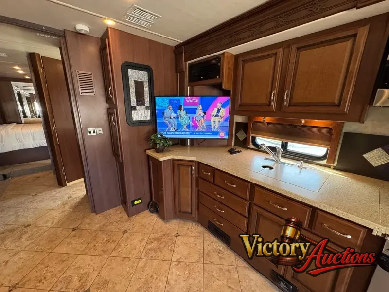 2012 Fleetwood Expedition 38B Bunkhouse photo 26