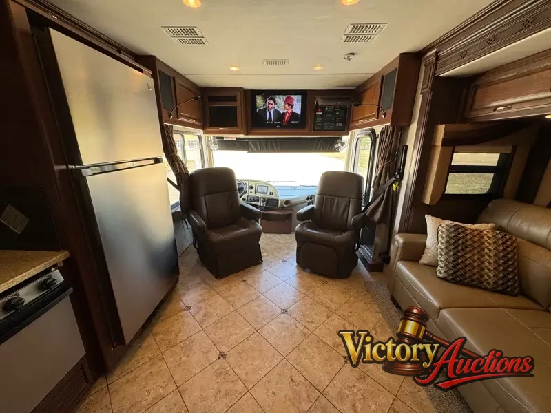 2012 Fleetwood Expedition 38B Bunkhouse photo 23