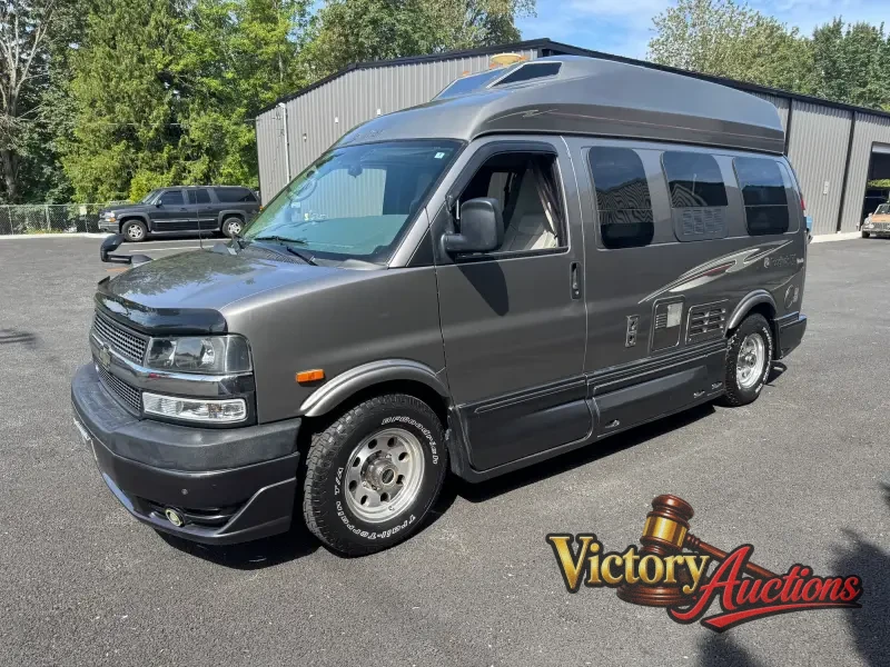 2010 Roadtrek 170 Versatile photo 1
