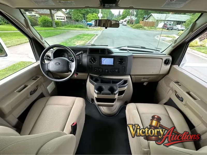2017 Winnebago Minnie Winnie 22R photo 10