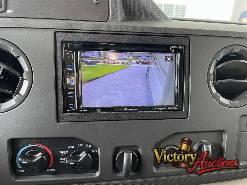 2017 Winnebago Minnie Winnie 22R photo 29
