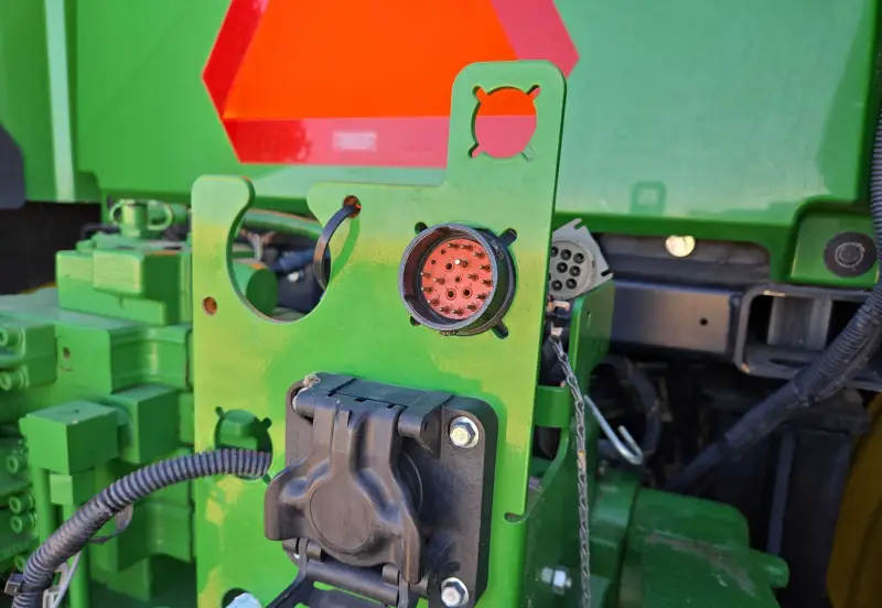 2020 John Deere 8R 310 photo 28