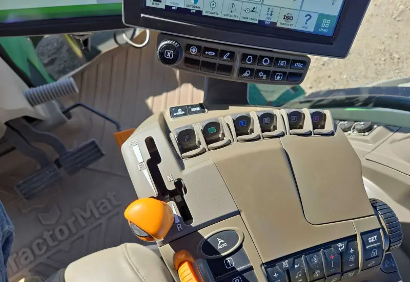 2020 John Deere 8R 310 photo 43