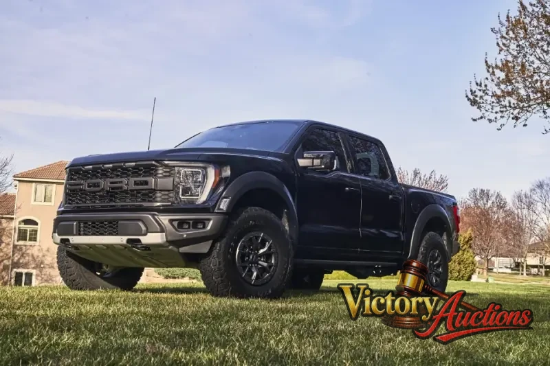 2022 Ford F150 SuperCrew Cab Raptor photo 2